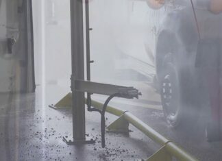 Get a Clean Truck by ArrowClean Wash System Truck by ArrowClean Wash System