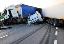 When Things Go South: 4 Ways a Semi-Truck Accident Lawyer Can Help Semi-Truck Accident Lawyer