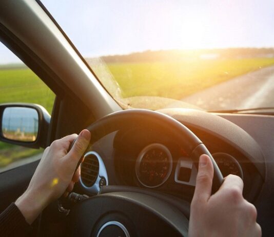 Can we drive a practical way? A choice of living Car driving